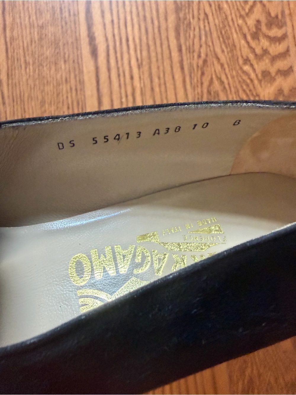 Salvatore Ferragamo Women Black Velvet Horsebit Loafers - Picture 5 of 10